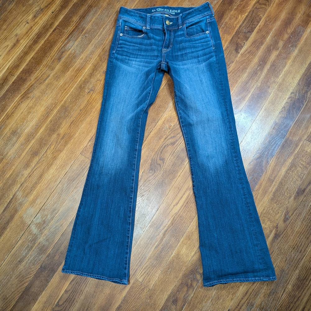 American Eagle Women's Kick Boot Size 4 Bootcut Jean